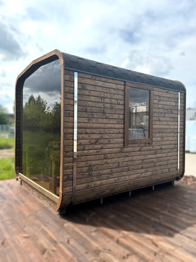 3M Sauna Cube with Full Moon window - Image 2