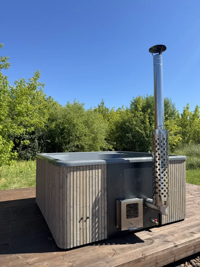 QUADRO SPA Hot Tub