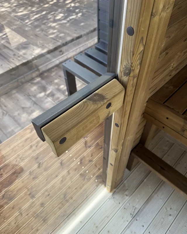 3M CUBE thermowood outdoor sauna with mirrored window