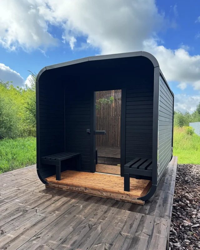 3M CUBE thermowood outdoor sauna with mirrored window