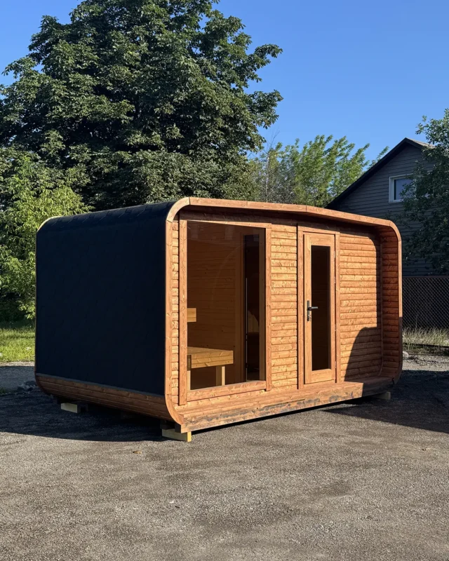 4M_Cube Wide Sauna with changing room