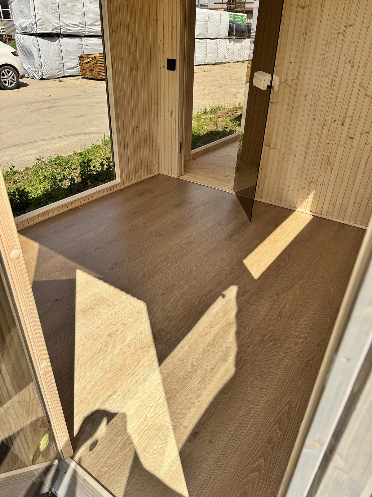 Comfort M changing room interior with premium vinyl flooring