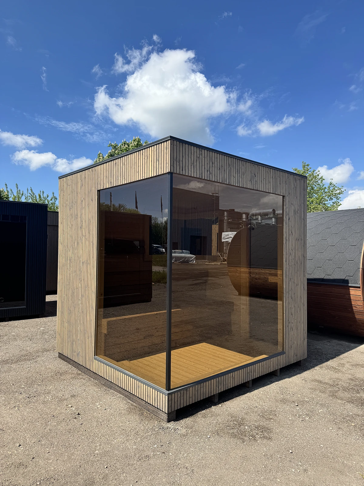 TAVO Panoramic Sauna with L-Glass - Image 4