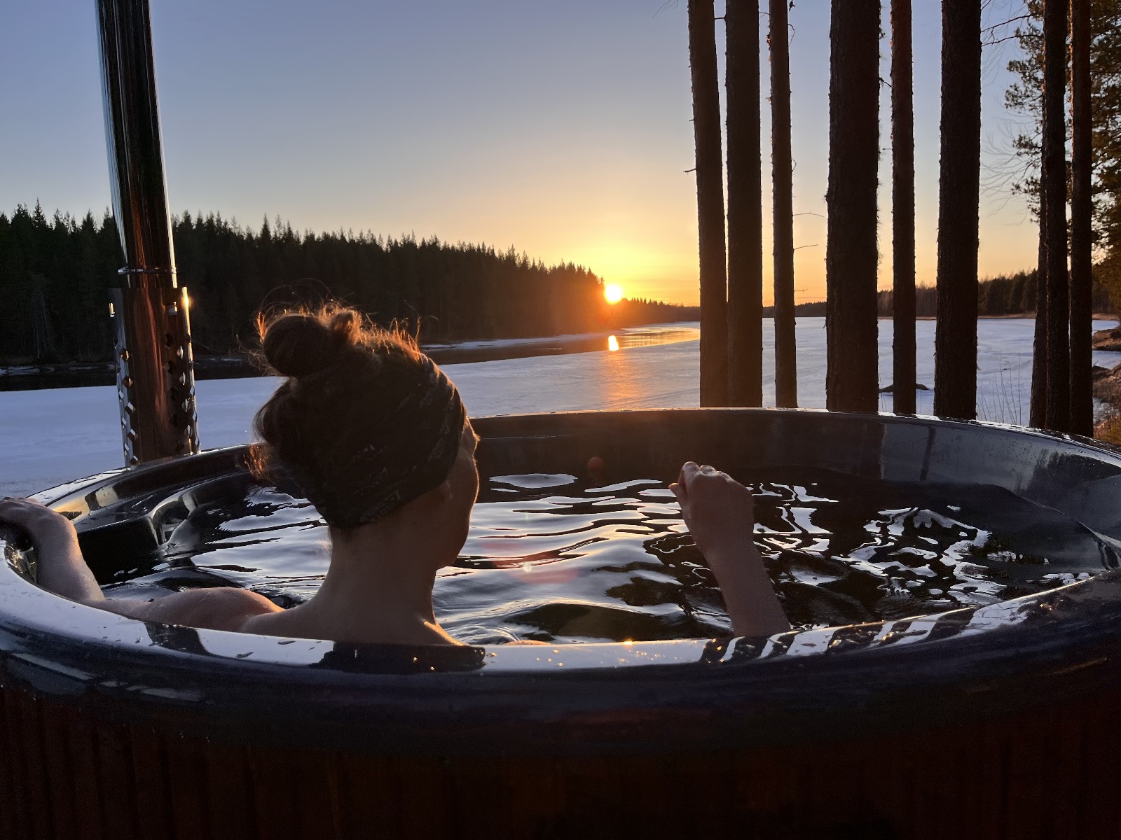 prepare your outdoor hot tub for winter